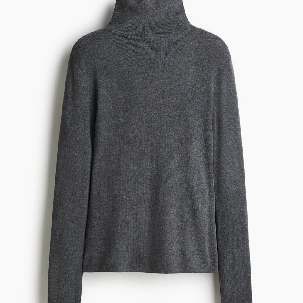 H&M Fine-Knit Mock Turtleneck Top, size L, NWT